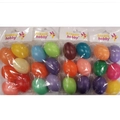 színes műanyag tojások