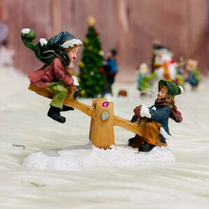 Téli mini falu kiegészítő libikókázó gyerekek poly