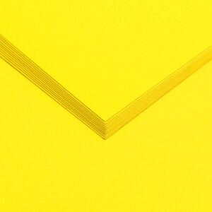 kanárisárga kartonpapír