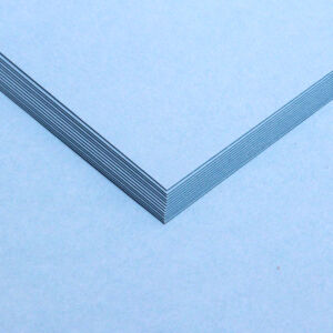 égkék kartonpapír