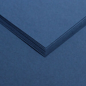 tengerkék kartonpapír