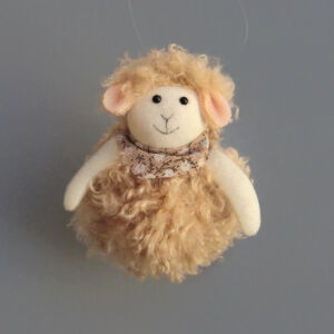 Lógatható bárány göndör szőrű 8cm