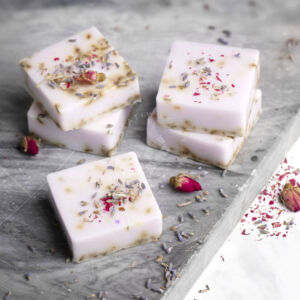 Kép 2/6 - szappanöntés