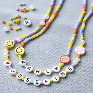 Kép 1/5 - Nyaklánckészítő csomag, betűs 2db-os