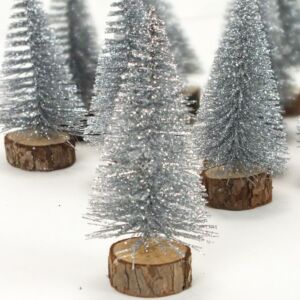 Kép 2/2 - Csillogó ezüst fenyőfa