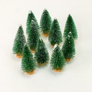 Kép 1/6 - Fenyőfa 8cm