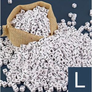 Kép 1/2 - Műanyag kocka betűgyöngy 7x7mm "L"