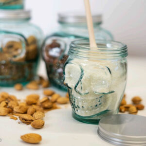 Kép 4/4 - Koponya formájú üveg csavaros tetővel