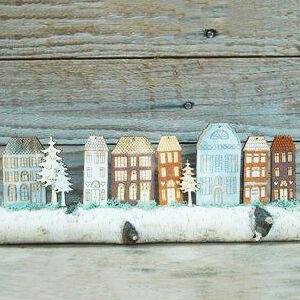 Kép 2/2 - Íves tetejű ház fadísz 3,5*7cm