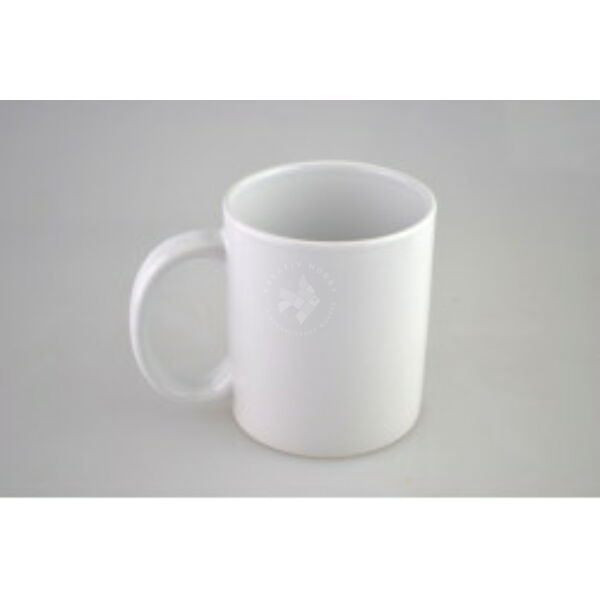 fehér porcelánbögre