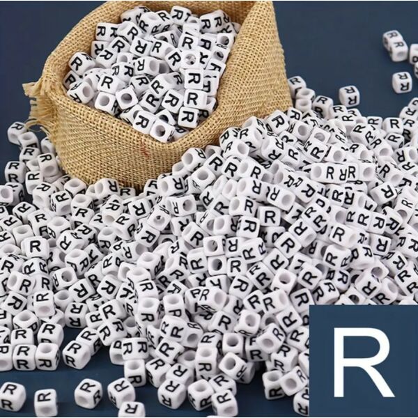Műanyag kocka betűgyöngy 7x7mm "R"