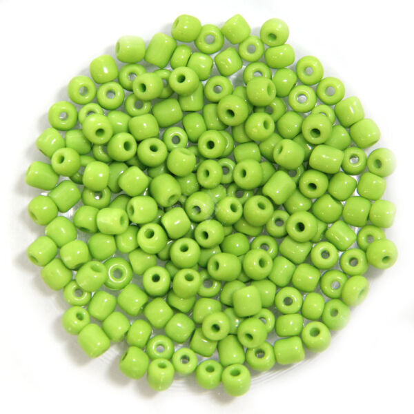 Kásagyöngy opak Világoszöld 4mm
