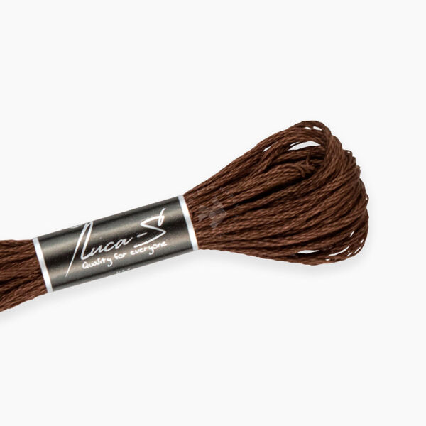 Luca-S hímzőfonal, 425 SÖTÉTBARNA
