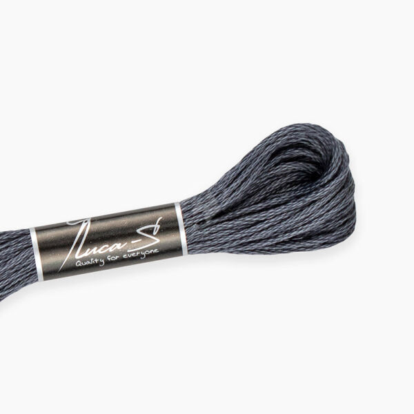 Luca-S hímzőfonal, 508 SÖTÉTSZÜRKE